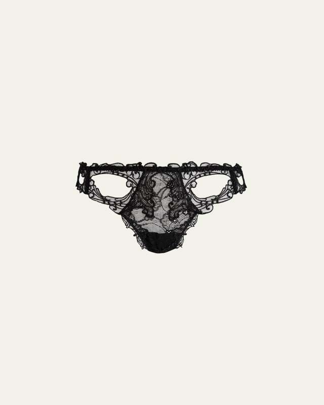 Soir de Venise Cutout Lace String Thon