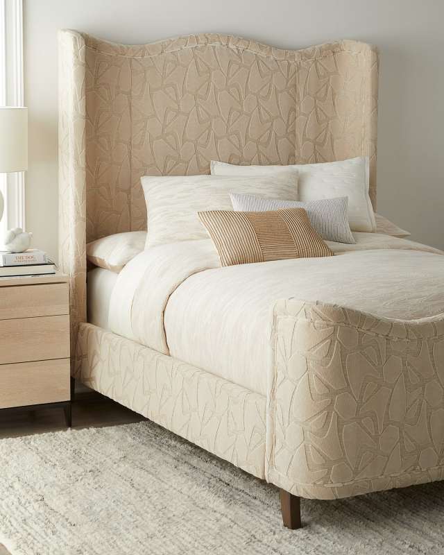 Akey King Shelter Bed