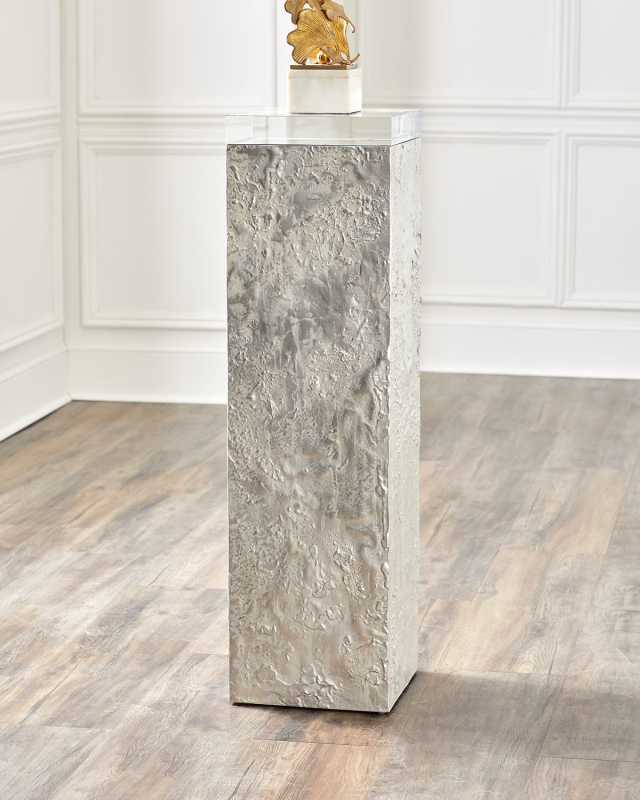 Solo Pedestal II