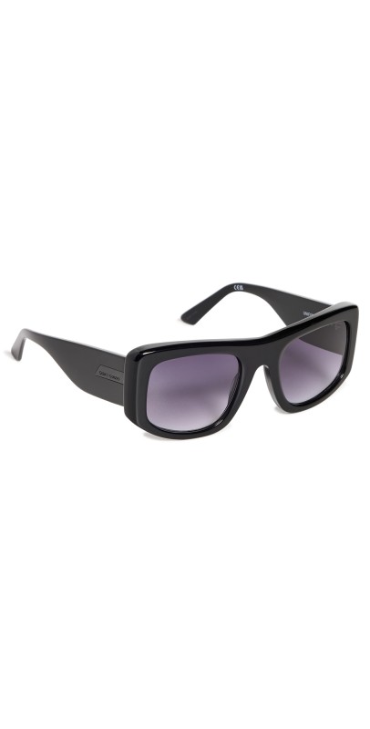 Quay Quay x Guizio Uniform Sunglasses Black/Smok