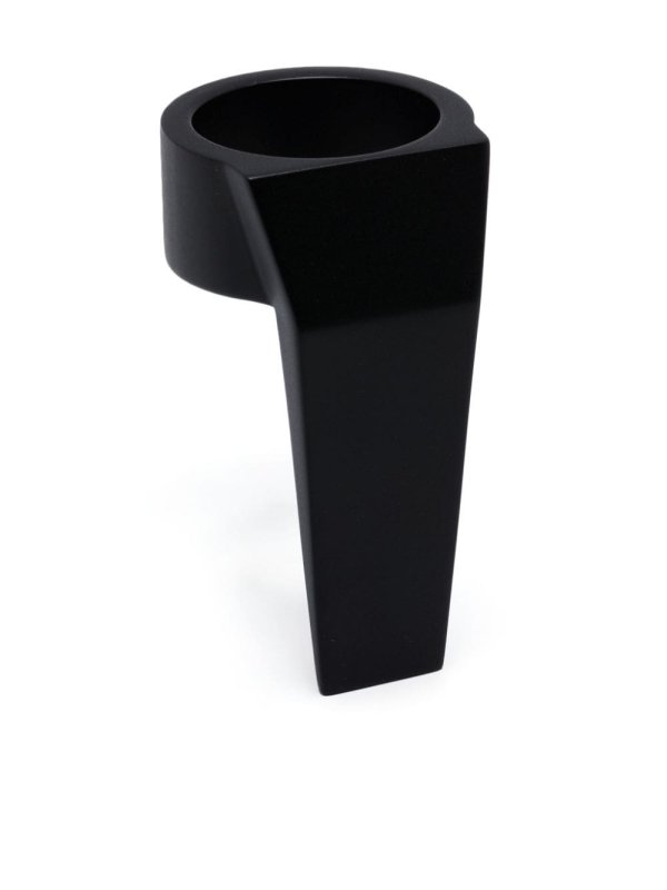 Trunk geometric ring
