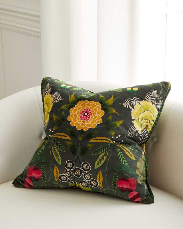 Brocart Decoratif Velours Cushion,