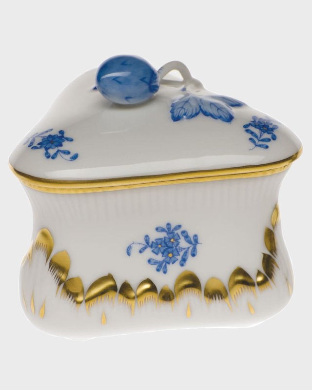 Chinese Bouquet Blue Strawberry Bonbon