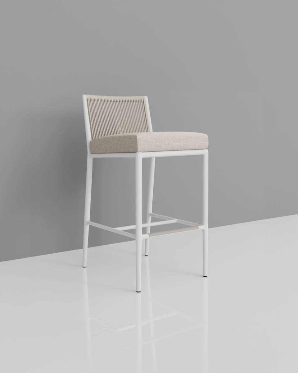 Sabbia 31" Indoor/Outdoor Bar Stool