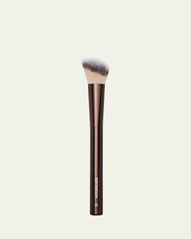 No. 15 Blush Brush