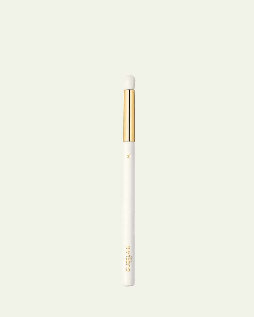 No 21 Eyeshadow Blending Brush