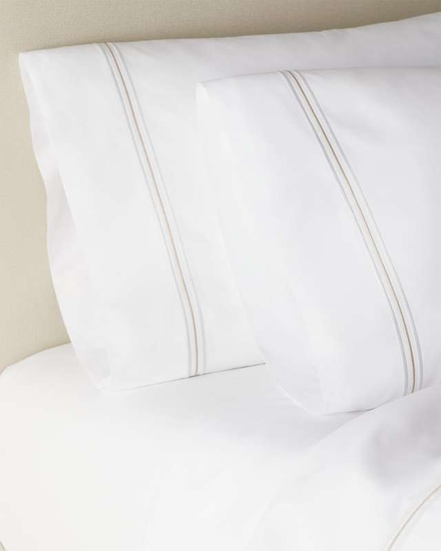 Delancy Pillowc