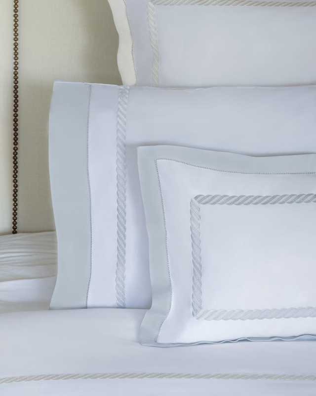 Simone Sheet Set, QUEEN