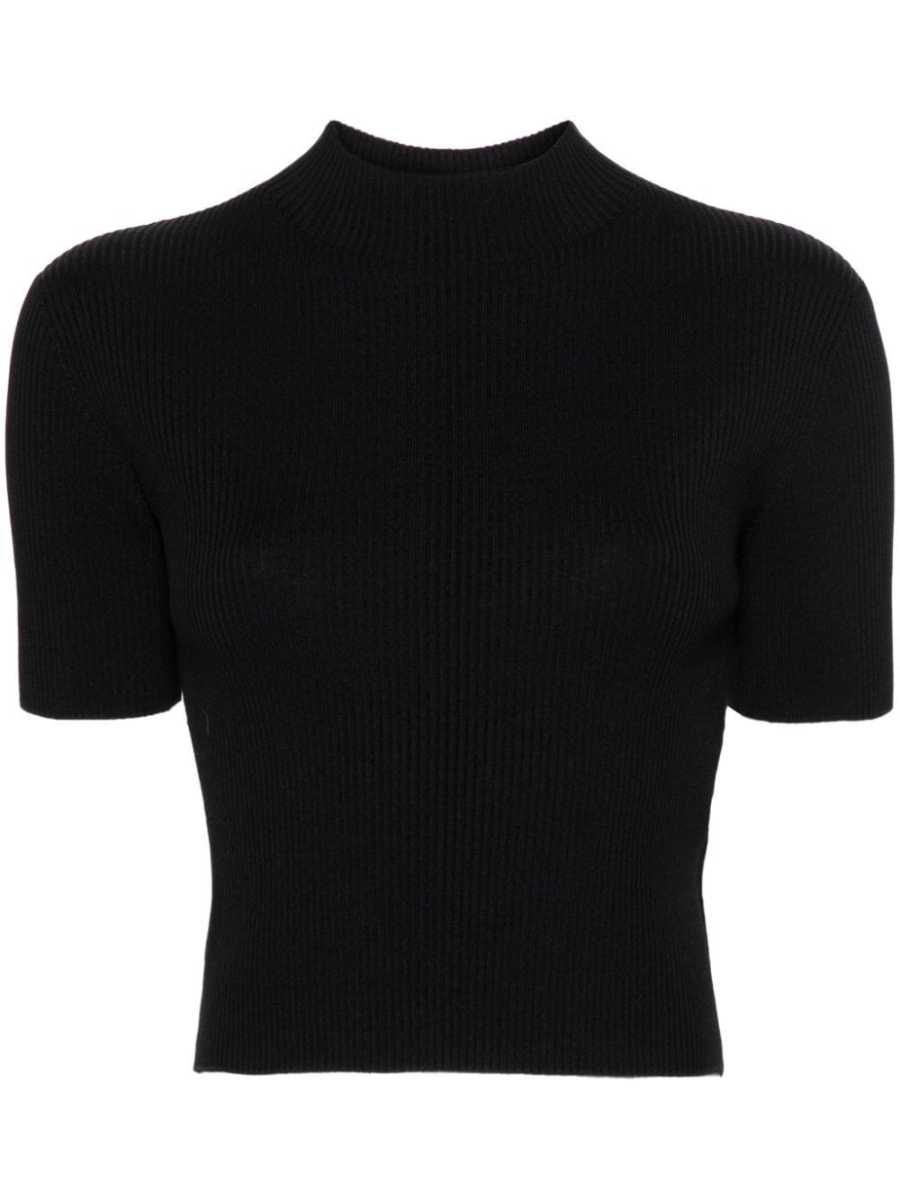 short-sleeves top