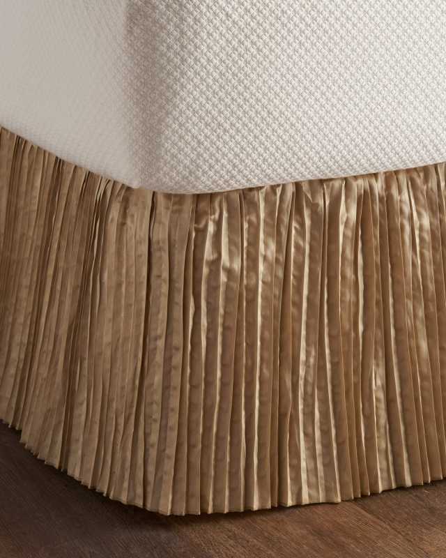 Antoinette Dust Skirt, Califor