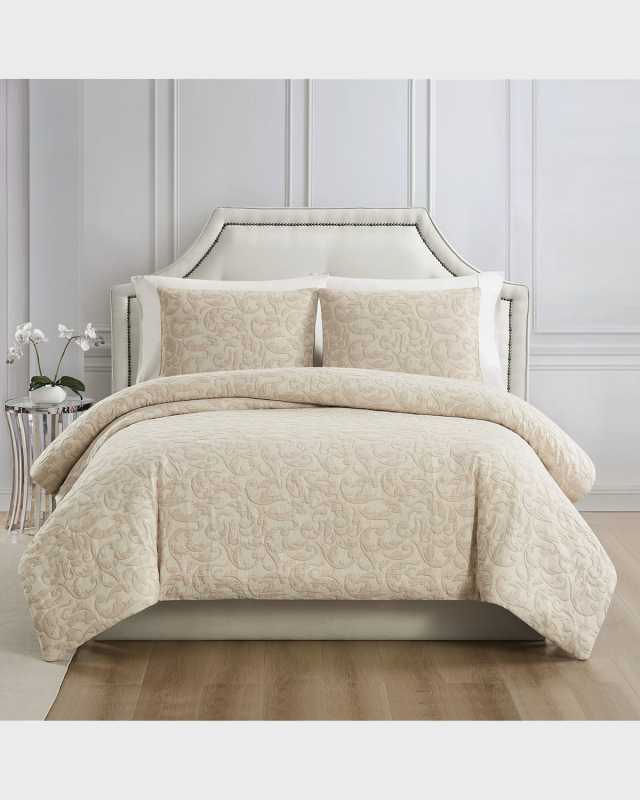 Regan Matelasse King/California King 3-Piece Comforter Set