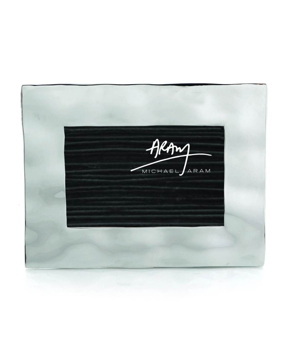 Reflective Water 4" x 6" Photo Frame