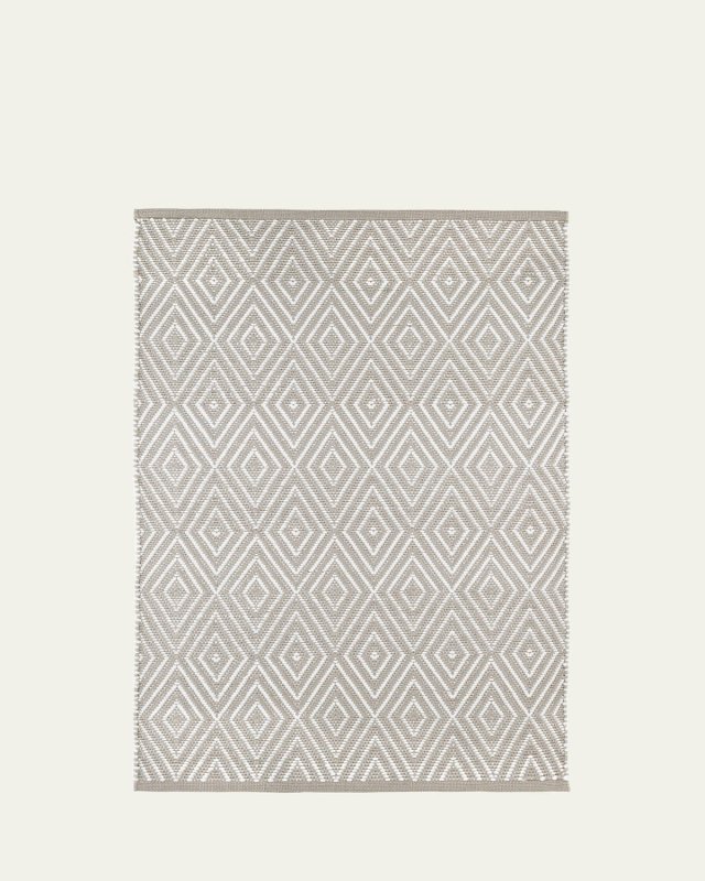 Diamond Handwoven Indoor/Outdoor Rug, 5' x 8'