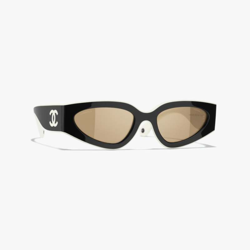 CHANEL CAT EYE SUNGLASSES