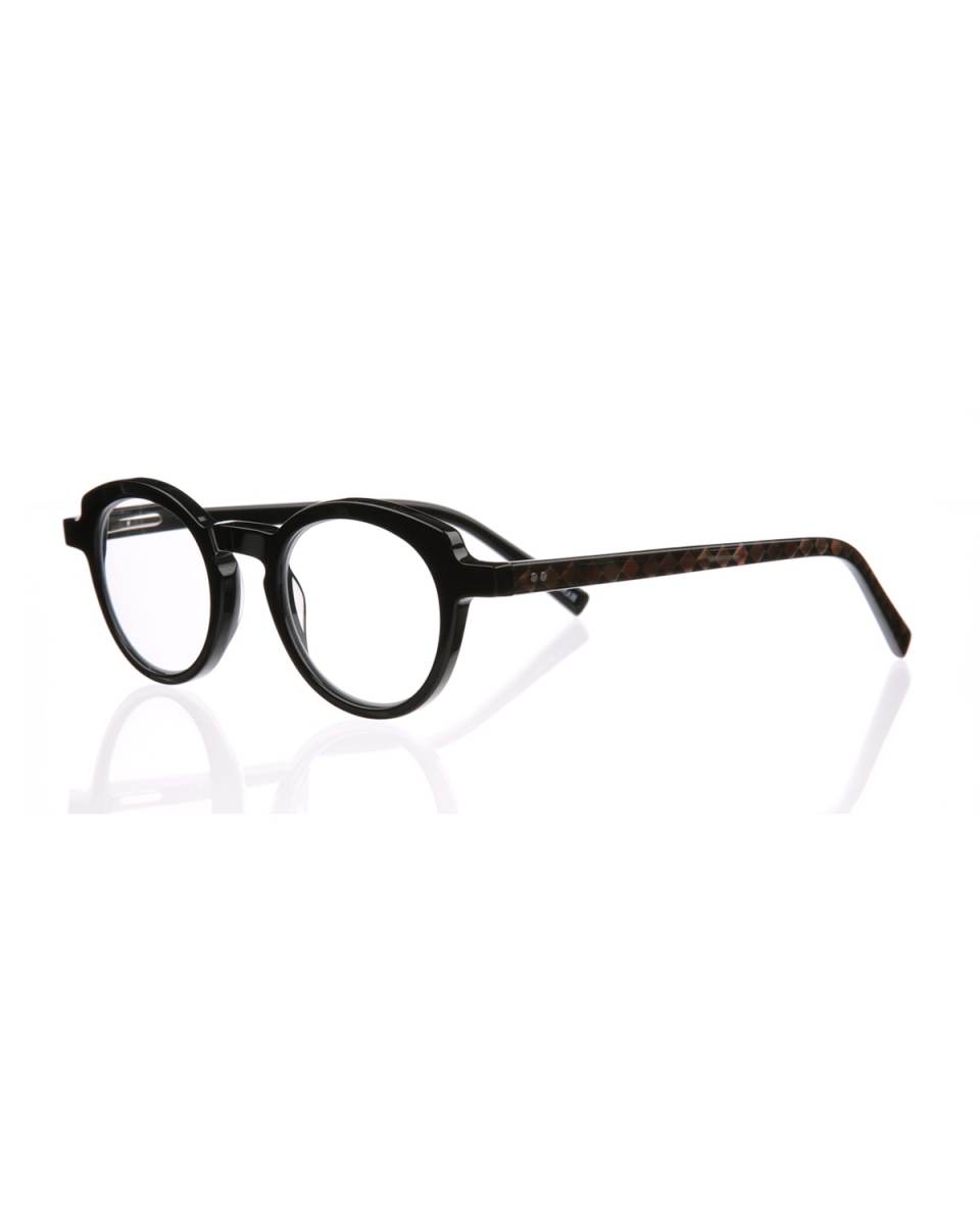 Cabaret Round Readers, Black