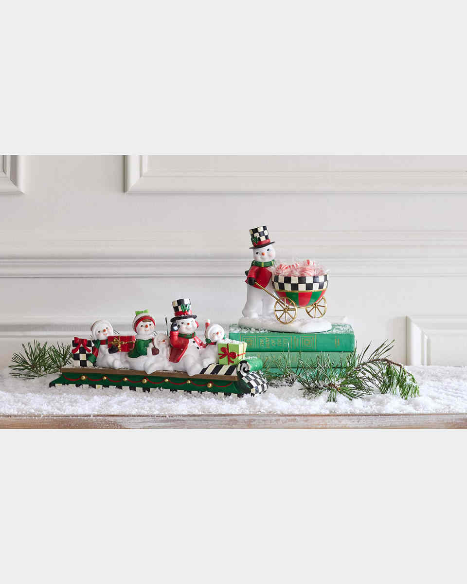 Cozy Christmas Snowmen Family Sledding Figurine