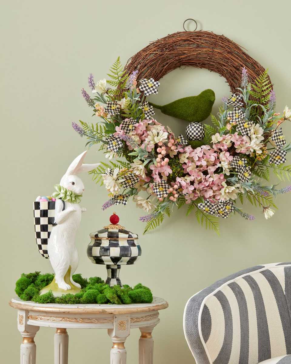 Spring Fling Bird Easter Wreath
