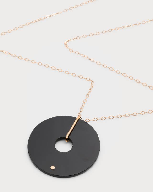 Jumbo Donut Onyx On Chain Necklace