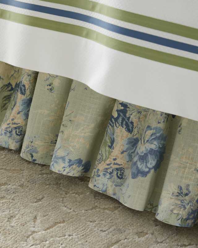 Ballad Bouquet Dust Skirt,