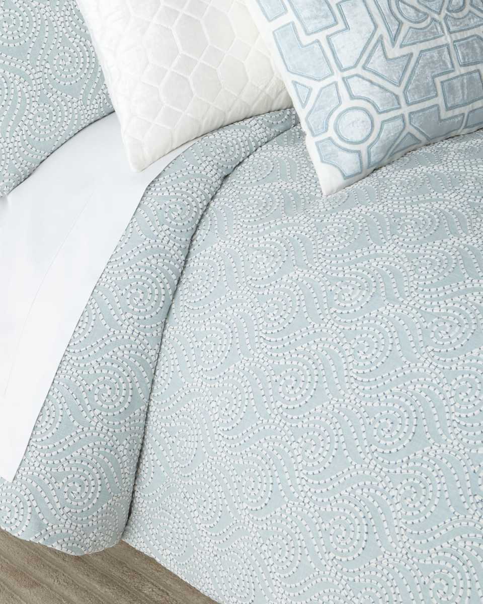 Bandalia Scroll Duvet,