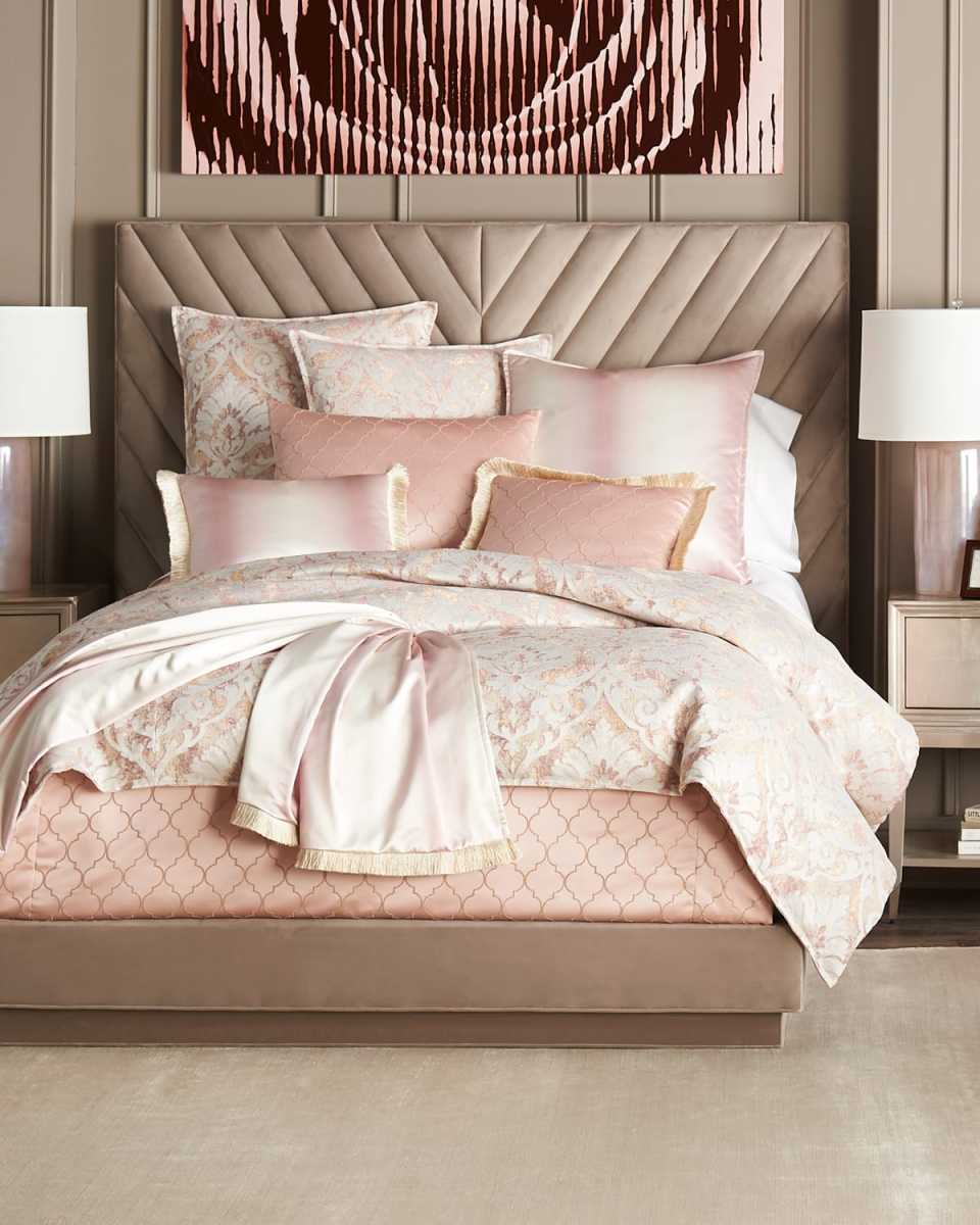 Velluto Queen Platform