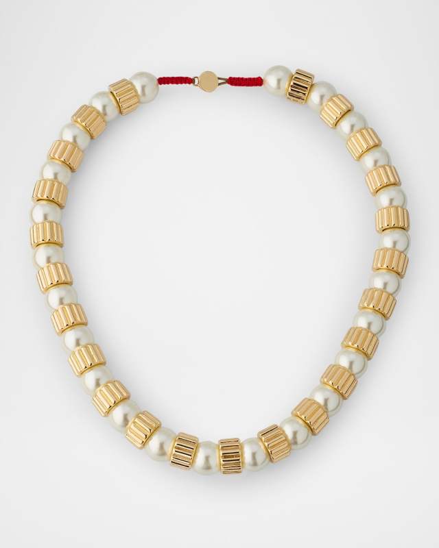 The Swan Necklace