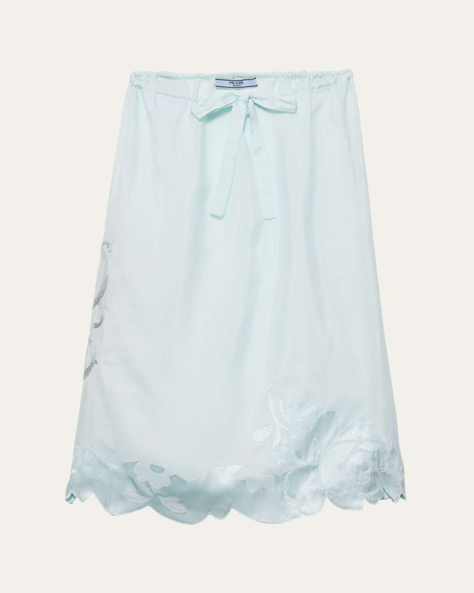 Haboutai Floral Embroidered Drawstring Scallop Skirt