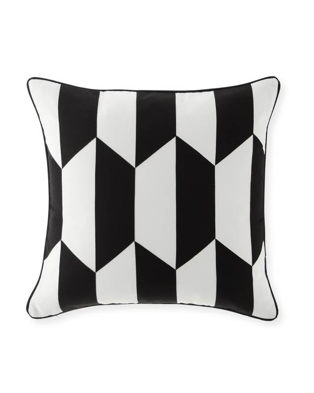 Kubo Patchwork Decorative Pillow