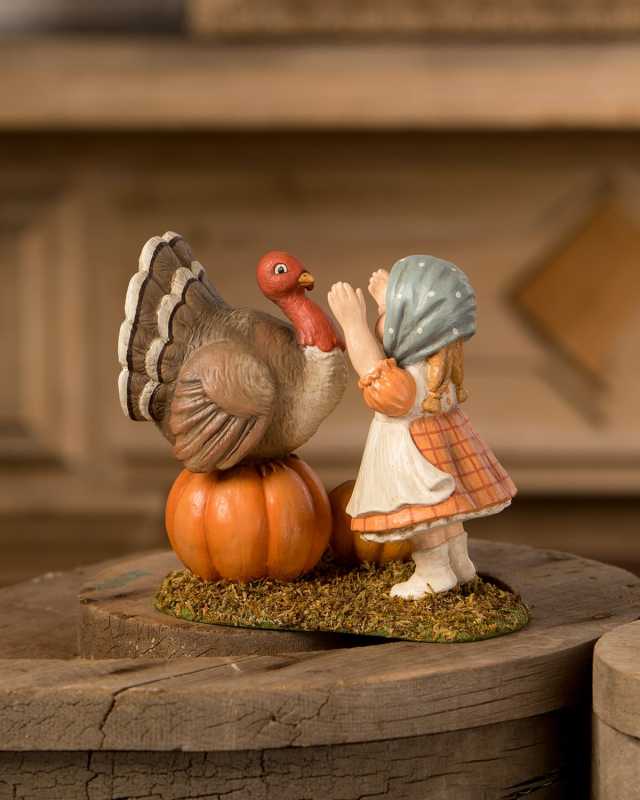 Trudy With Turkey Thanksgiving Decor