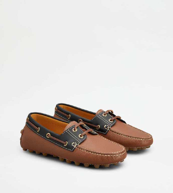 TOD'S Boat Gommino Bubble in Leather