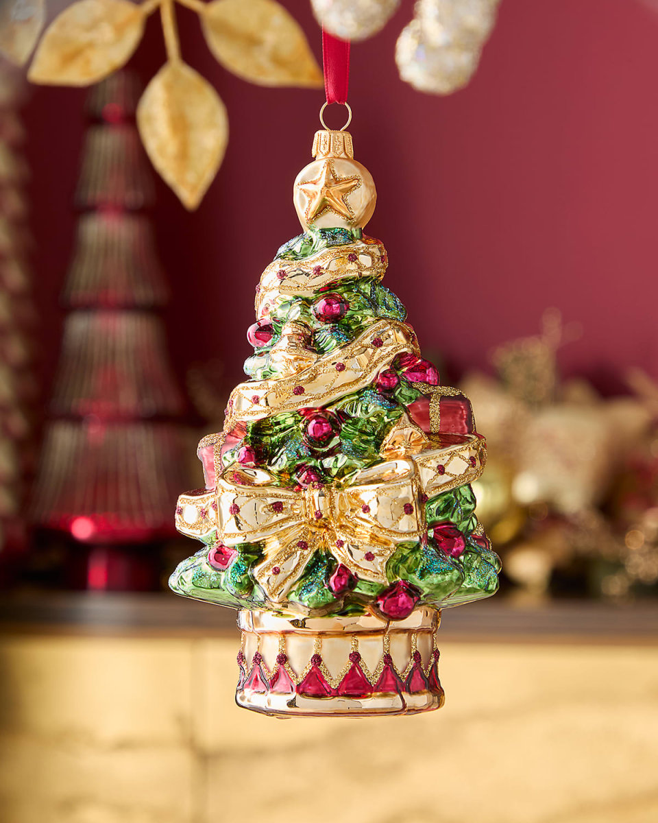 Christmas Tree with Ribbon Ornament
