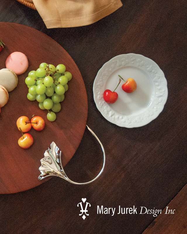 Wood Shallow Platter with Leaf Handles