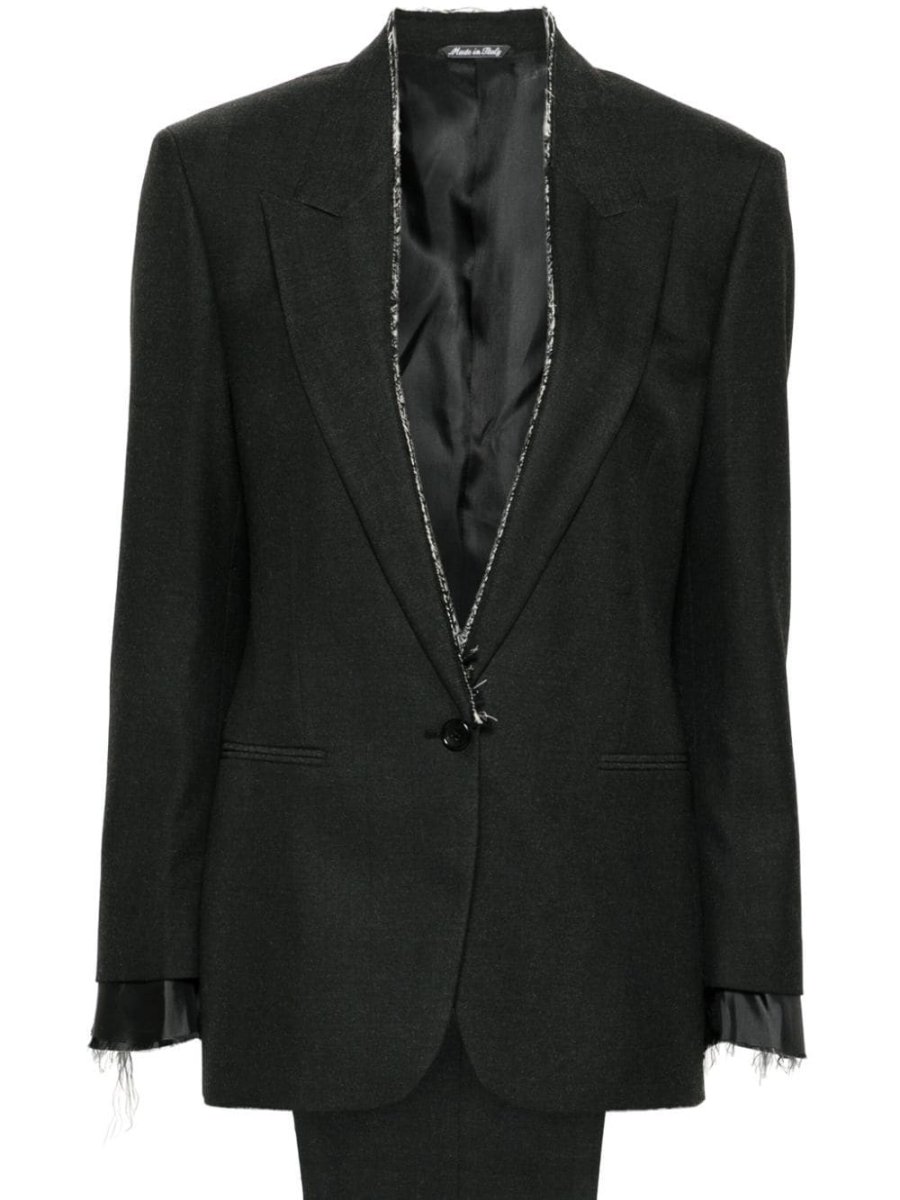 herringbone-pattern suit
